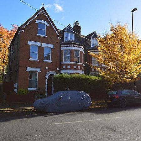 2 Bedroom Top Floor Flat, West Dulwich Free Street Parking Londres Extérieur photo